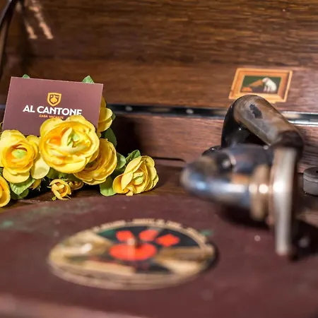 Casa Al Cantone بيت للعطل *